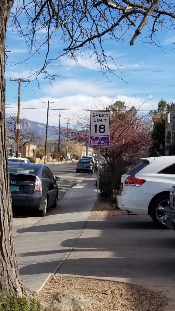 18 mph speed limit sign