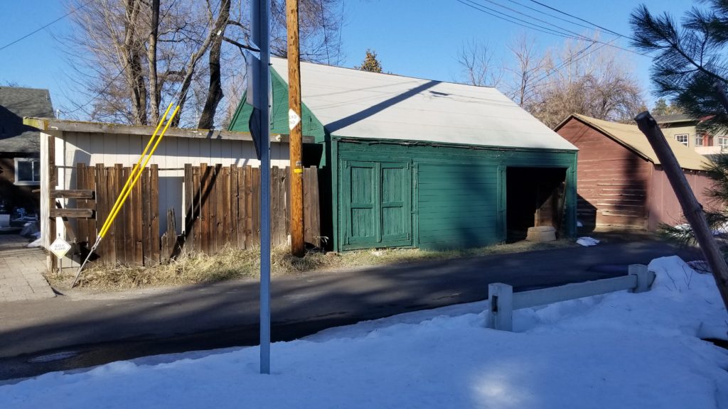 Teal barn