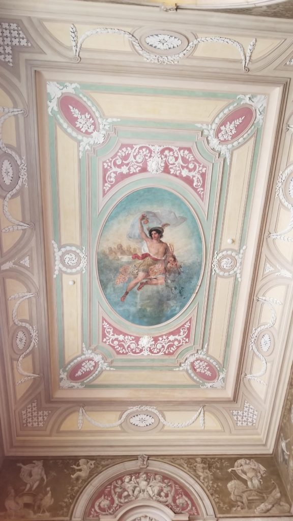 Ceiling detail at Chiado palace